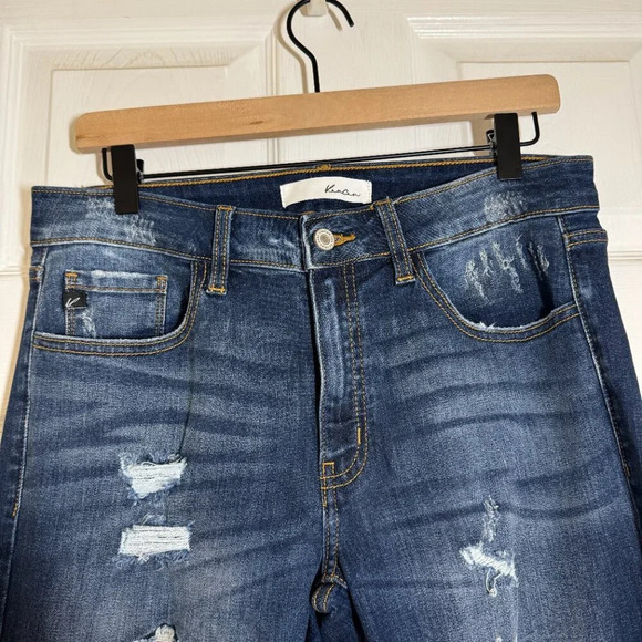 Kancan Vienna Mid-Rise Super Skinny Leopard Patch Jeans - Picture 4 of 15